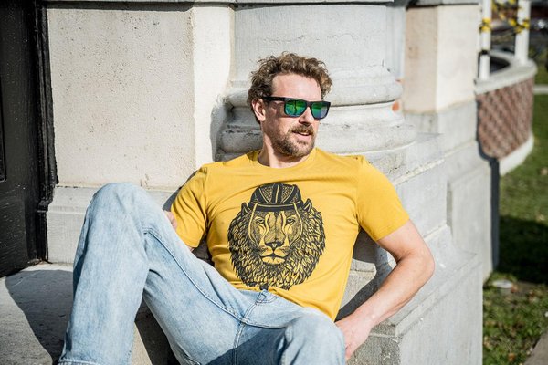 T-Shirt "Lion"